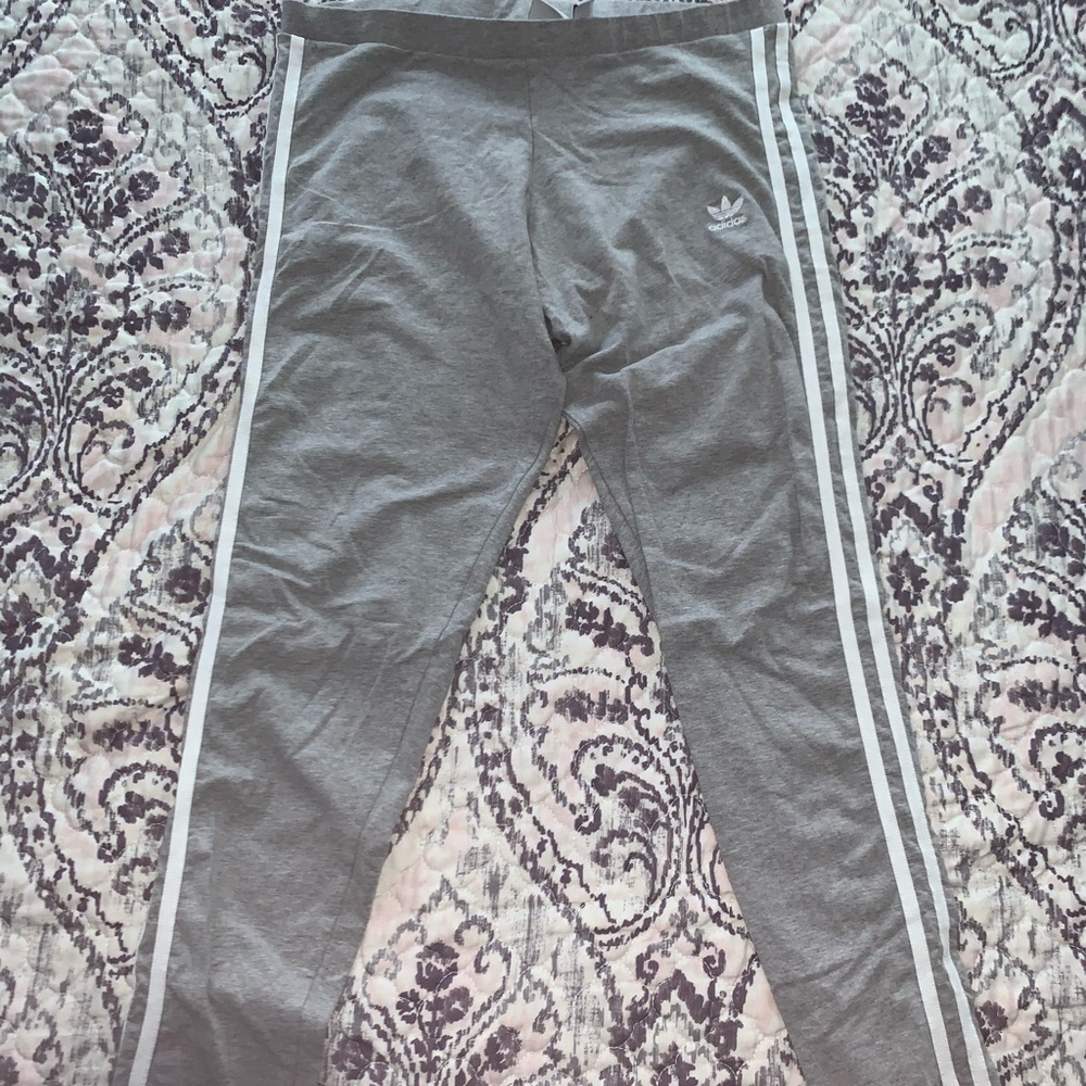 Adidas leggings